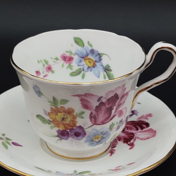 Aynsley Tea Cup and Saucer - Picture 10 of 11